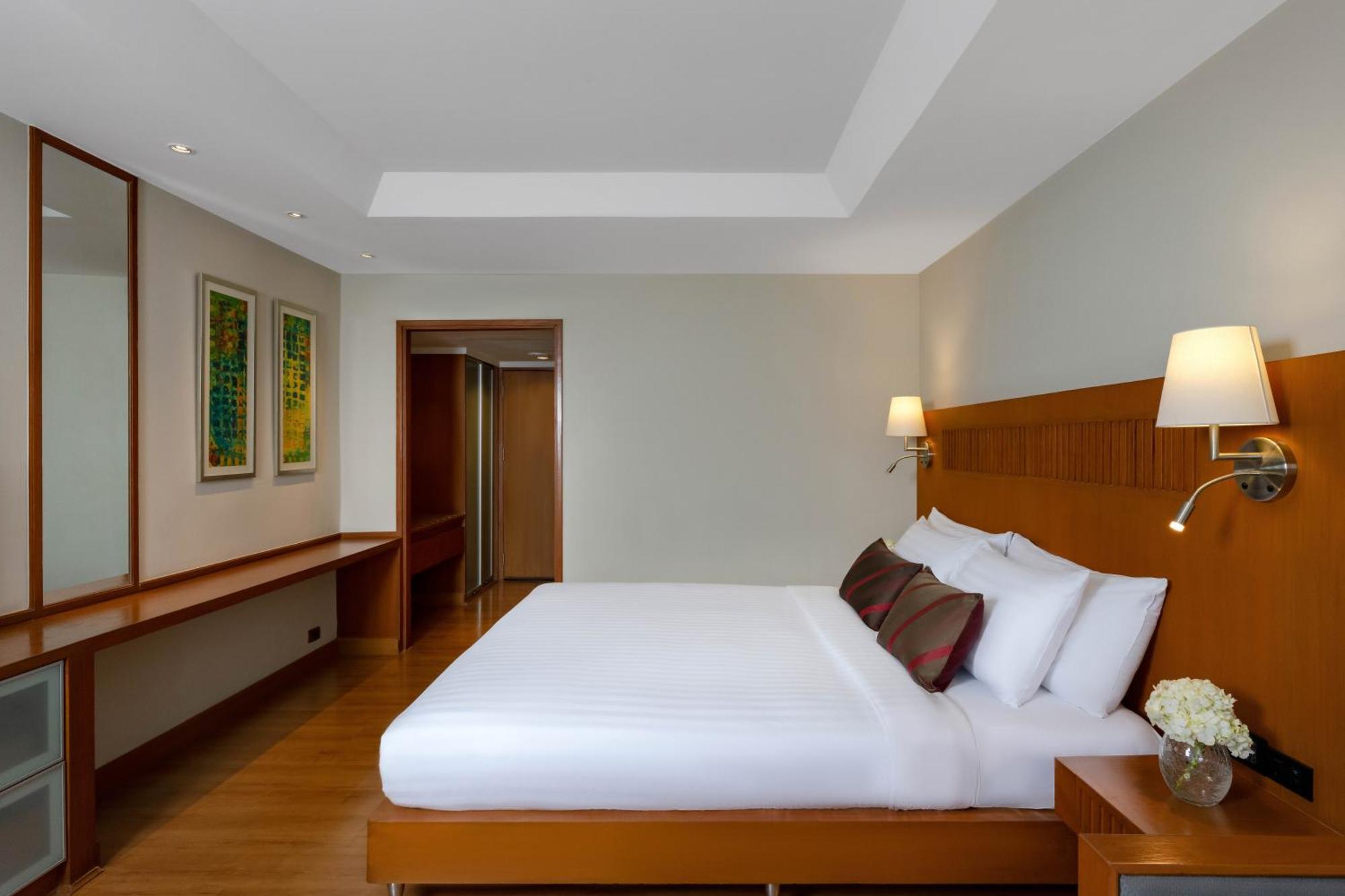 מלון Grand Mercure Atrium 5*